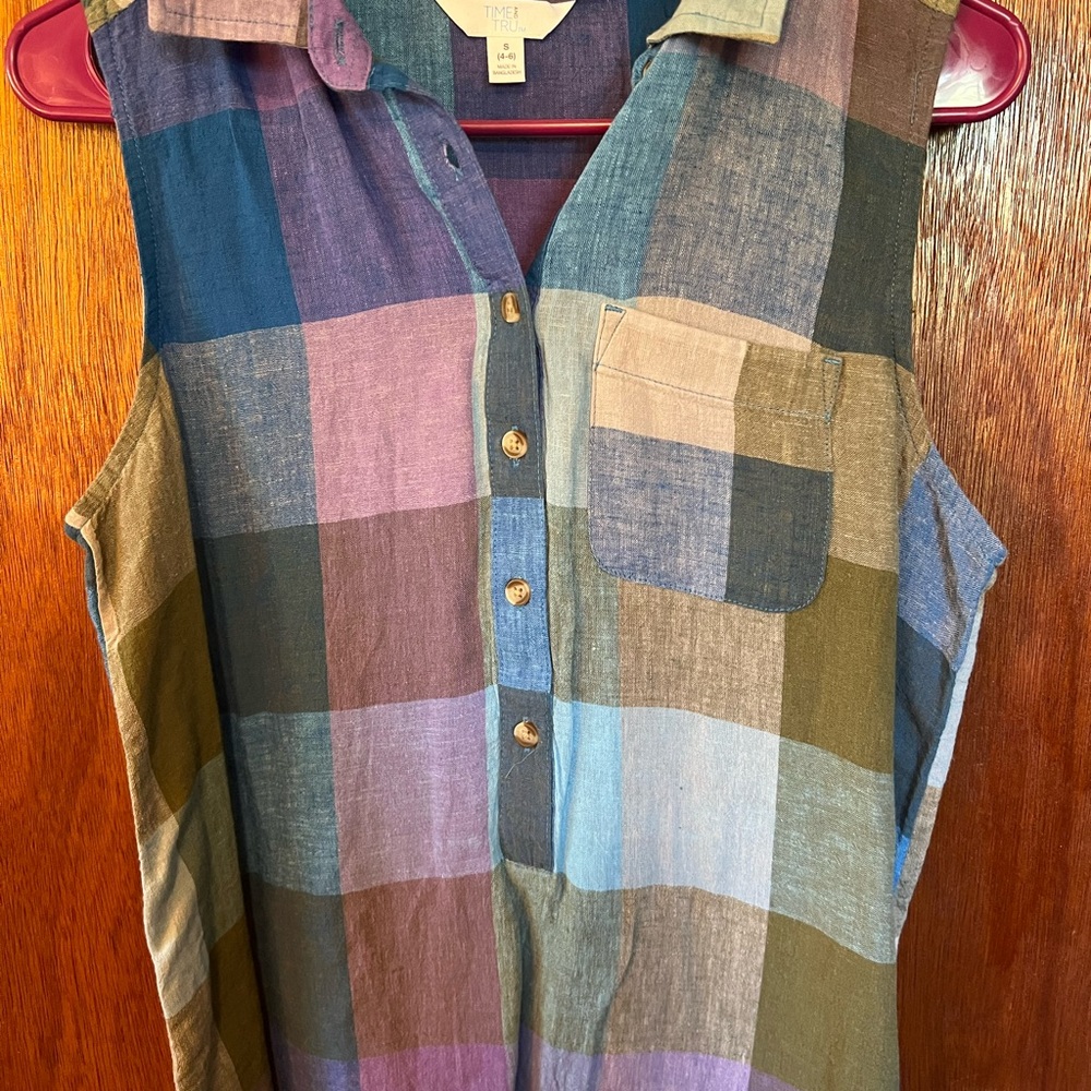 Cute Checkered Tank for Summer